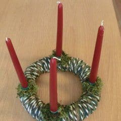 Kranz m it Kerzen